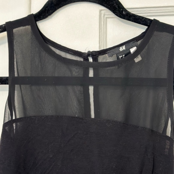 Black camisole - Picture 3 of 3